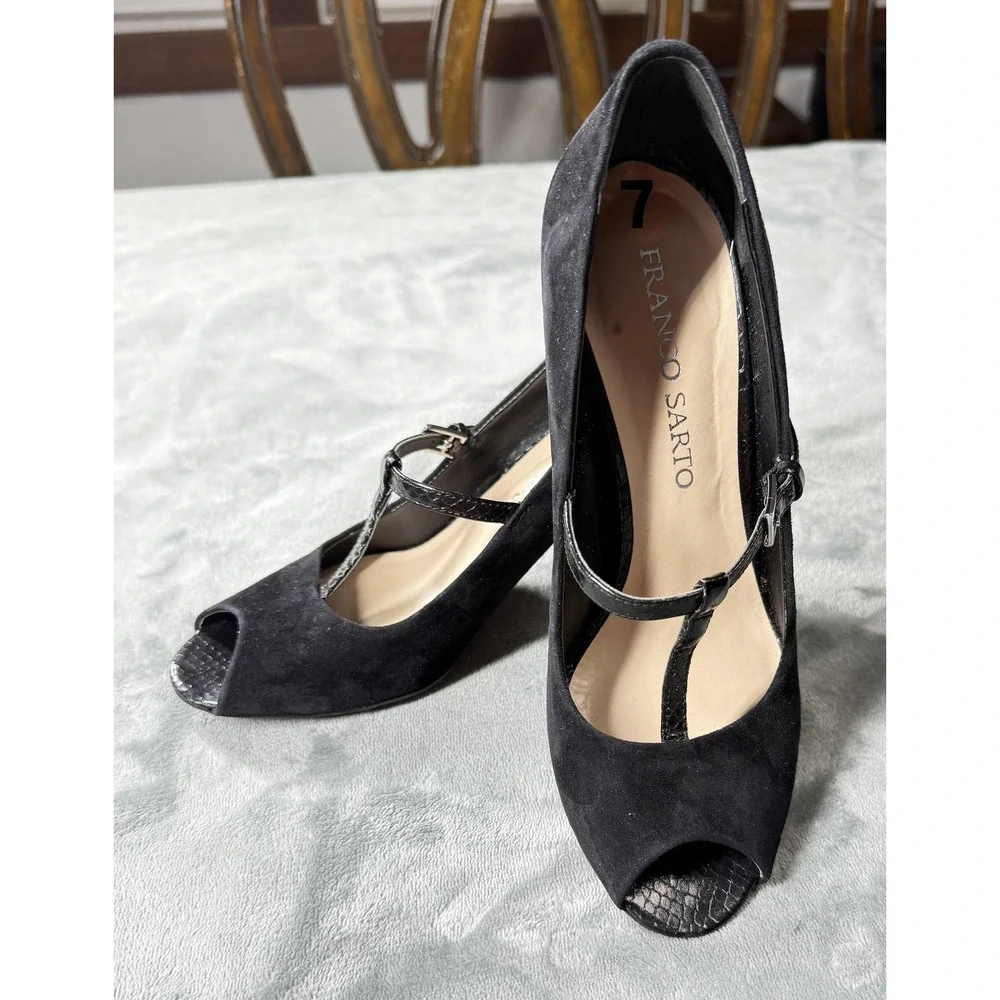 Franco Sarto Shoes Womens Size 7 Black‎ Suede T Strap Peep Toe Mary Jane Heels